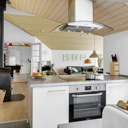 Beautiful Home In Otterup With Sauna * Otterup