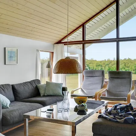 Beautiful Home In Otterup With Sauna 펜션 *